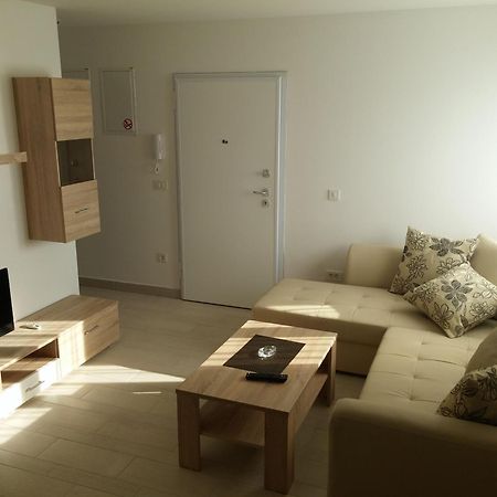 Apartments Rtina Benici Bagian luar foto