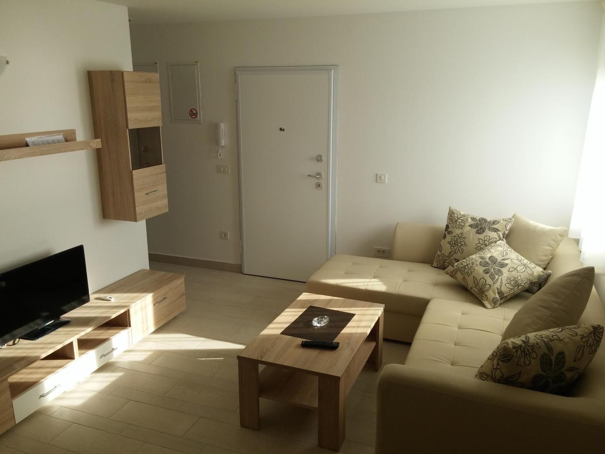 Apartments Rtina Benici Bagian luar foto